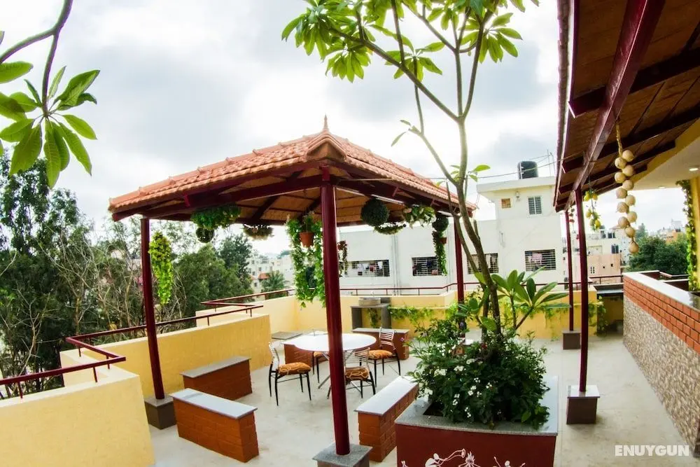 Rainbow Service Apartment - Dış Mekanlar