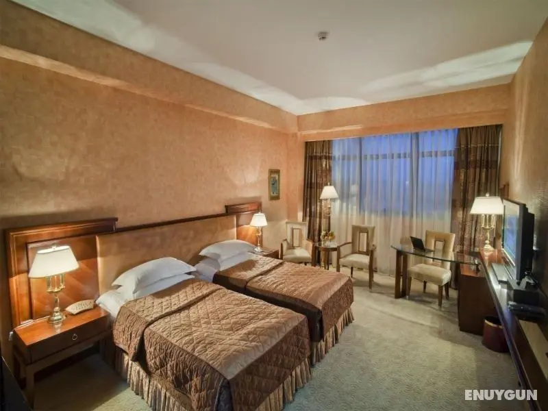 Ramada Plaza Gence - Oda