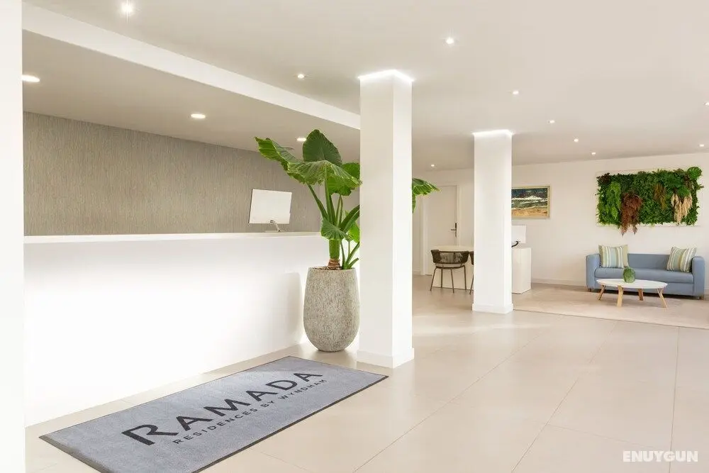 Ramada Residences by Wyndham Costa Adeje - Lobi