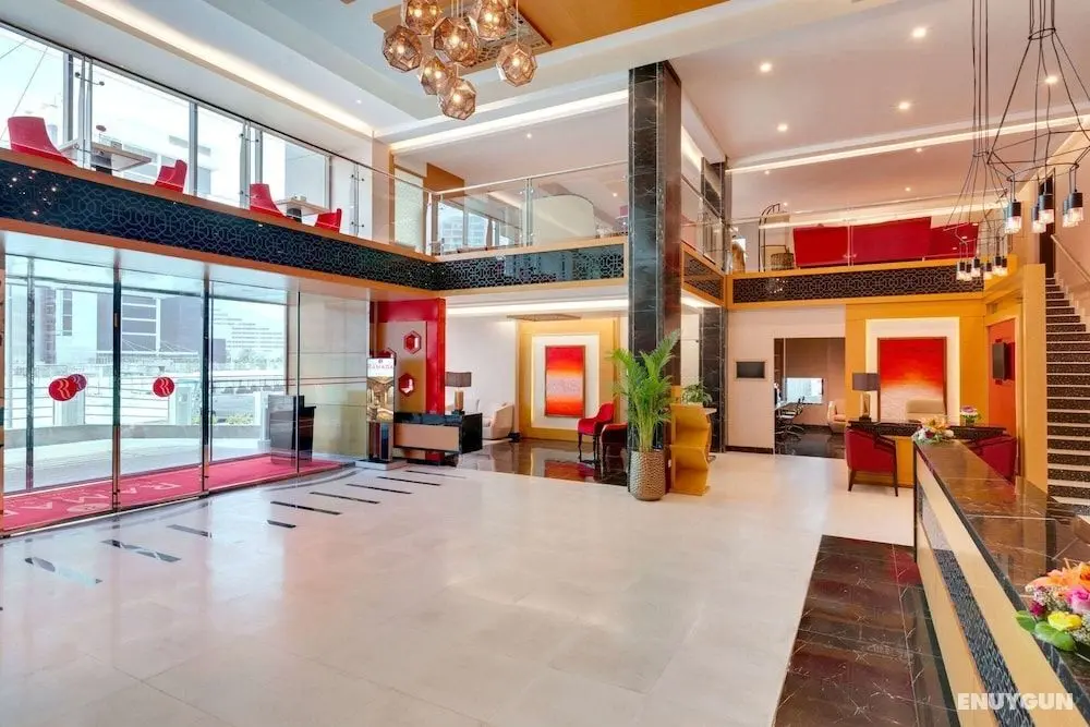 Ramada Hotel & Suites by Wyndham Amwaj Islands Manama - Lobi