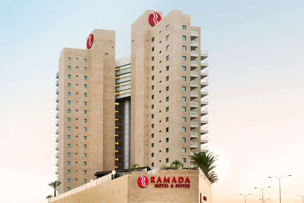 Ramada Hotel & Suites by Wyndham Netanya - Öne Çıkan Resim