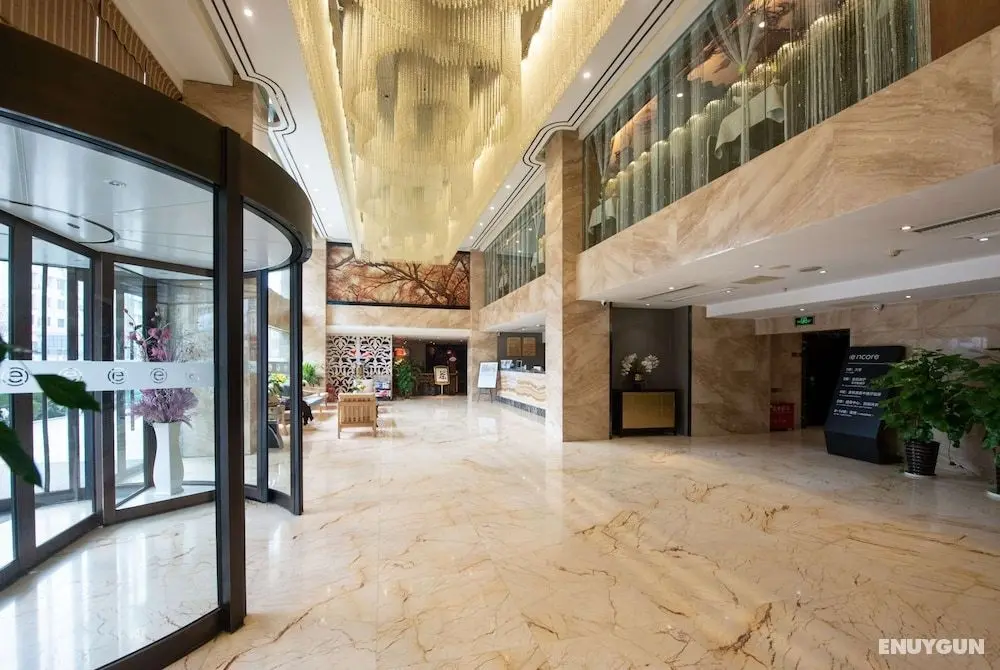 Ramada by Wyndham Encore Kaili West - Lobi