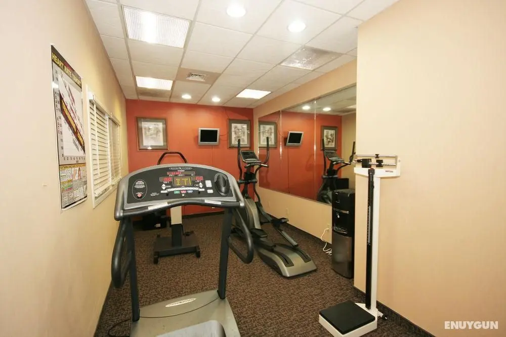 Ramada by Wyndham Statesville - Genel