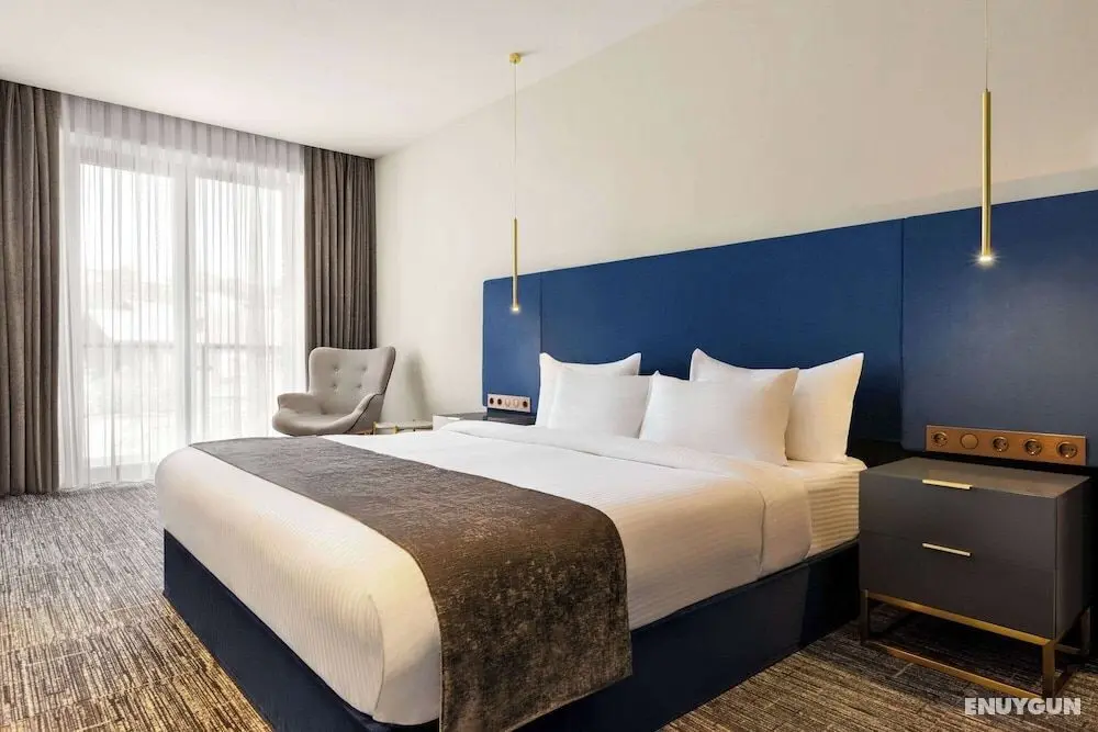 Ramada by Wyndham Tbilisi Old City - Oda