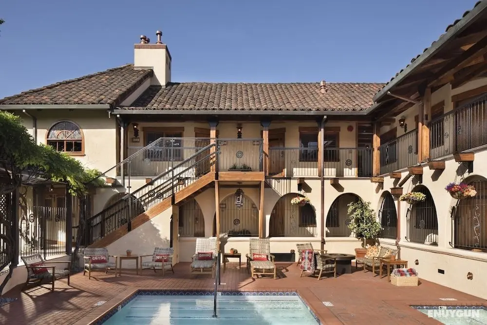 Rancho Caymus Inn - Havuz