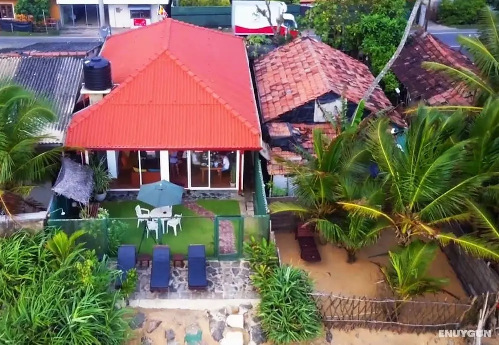 Randiya Beach Villa - Dış Mekan