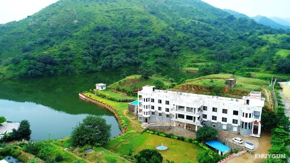 Rang Bhawan Inn- A Lake View Hotel - Öne Çıkan Resim
