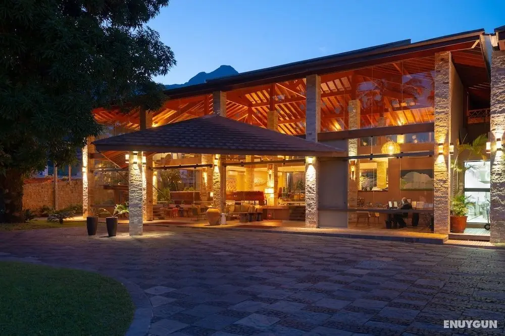 Hotel Real Villa Bella - Dış Mekan