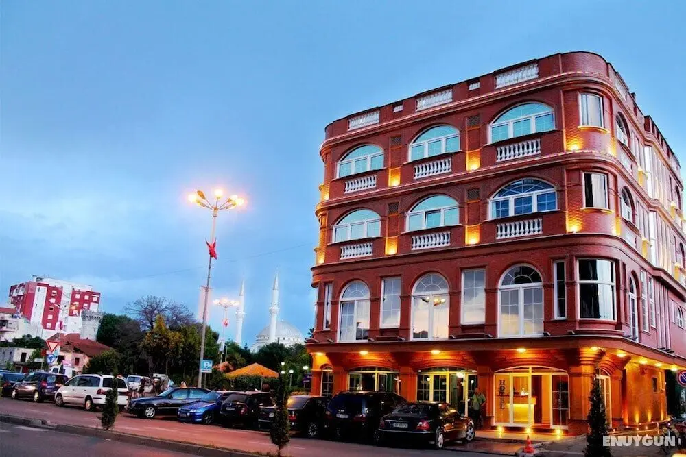 The Red Bricks Hotel - Öne Çıkan Resim