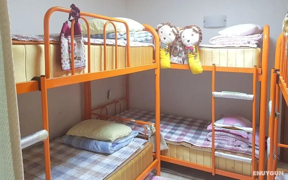 Red Dragonfly Guesthouse Jeju - Oda