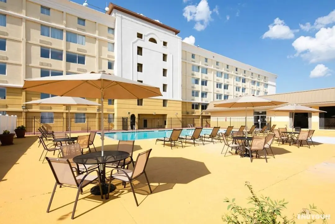 Red Lion Hotel Atlanta Airport - Havuz
