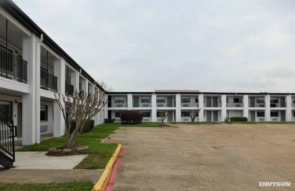 Red Roof Inn Houston – Jersey Village - Dış Mekan