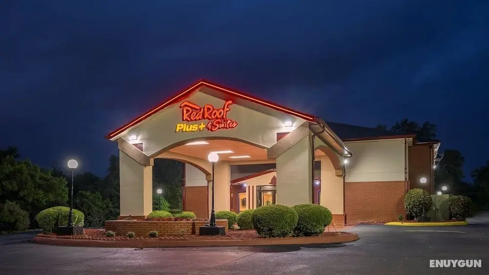 Red Roof Inn PLUS+ & Suites Opelika - Dış Mekan