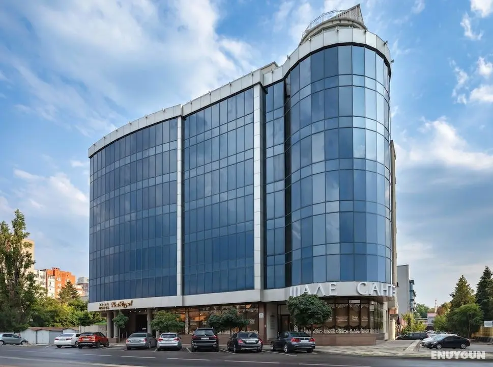 Red Royal Hotel - Öne Çıkan Resim