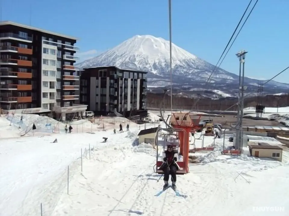 The Red Ski House - Kayak ve Snowboarding