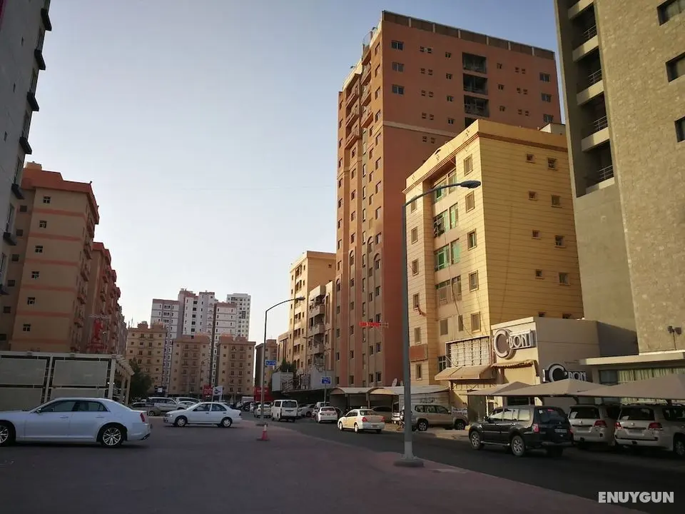 Red Tower Furnished Apartments - Dış Mekan