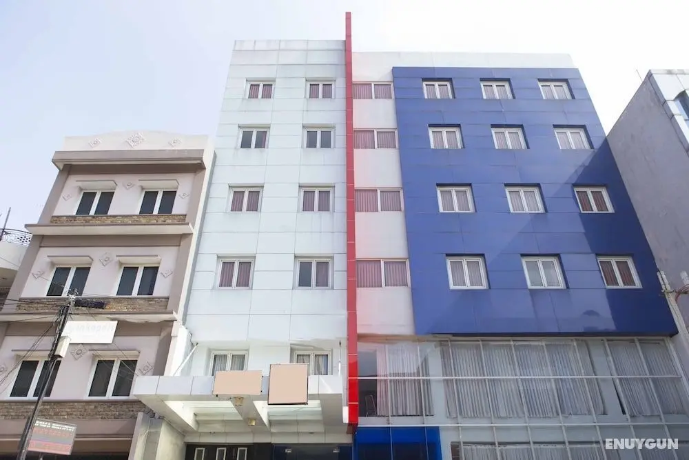RedDoorz @ Gunung Sahari - Dış Mekan