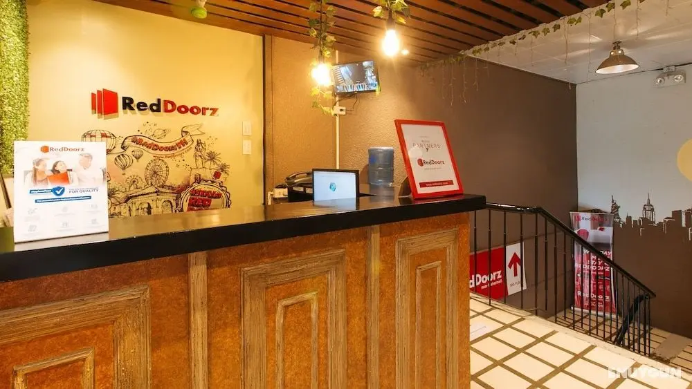 RedDoorz near Fishermall Quezon City - Öne Çıkan Resim
