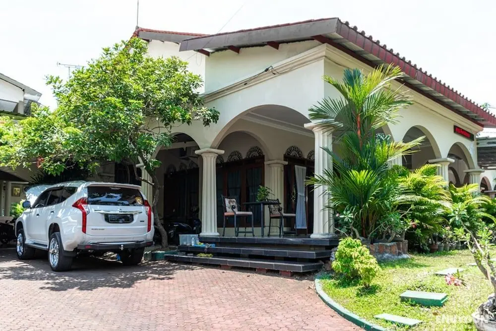RedDoorz near Gajahmungkur Semarang - Öne Çıkan Resim