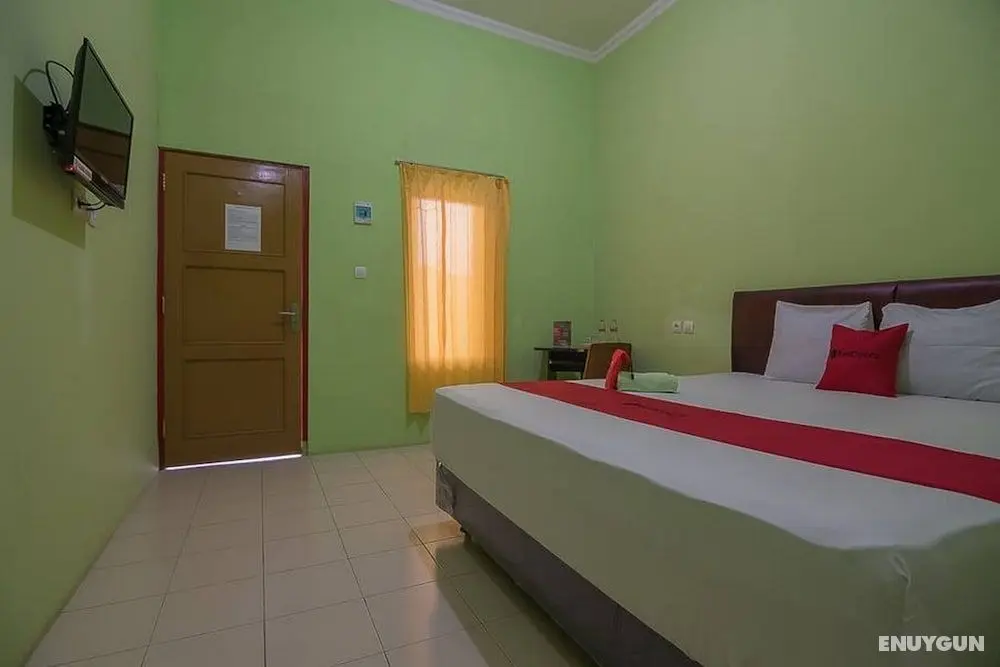 RedDoorz near Kampus UMP Purwokerto - Öne Çıkan Resim