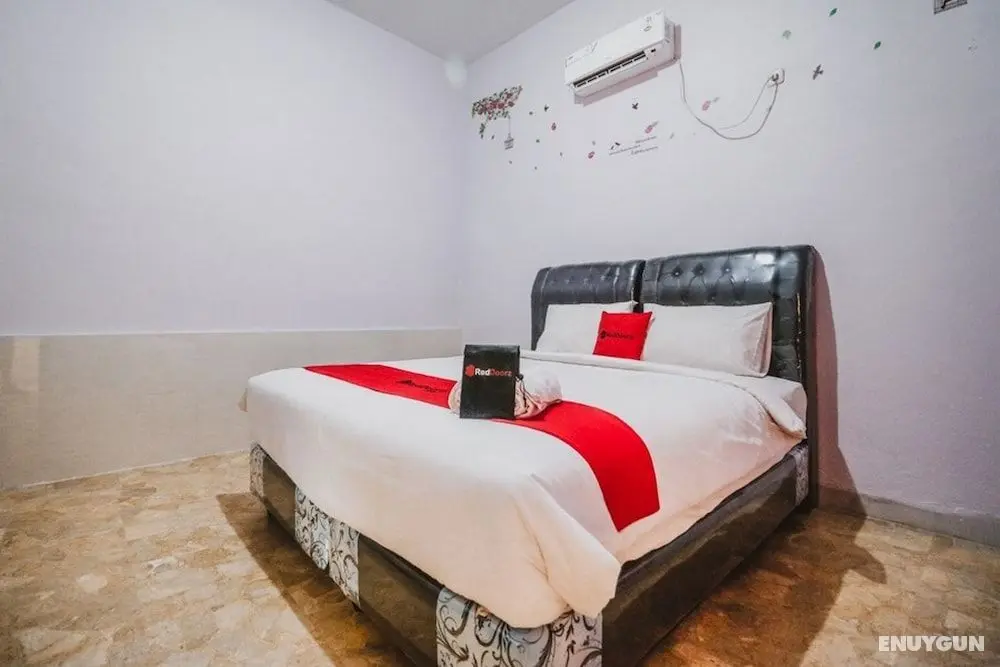 RedDoorz near Millennium ICT Center Medan - Öne Çıkan Resim