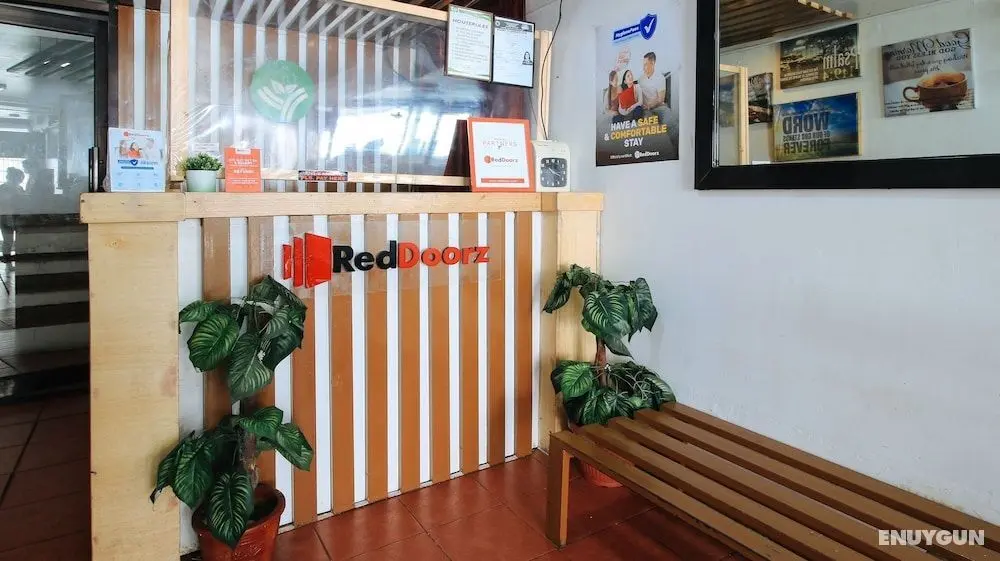 RedDoorz near OWWA Pasay - Öne Çıkan Resim