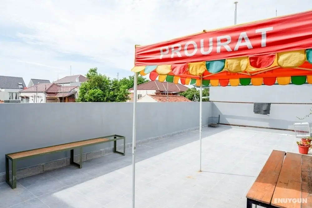 RedDoorz near Pacific Mall Tegal 2 - Dış Mekan
