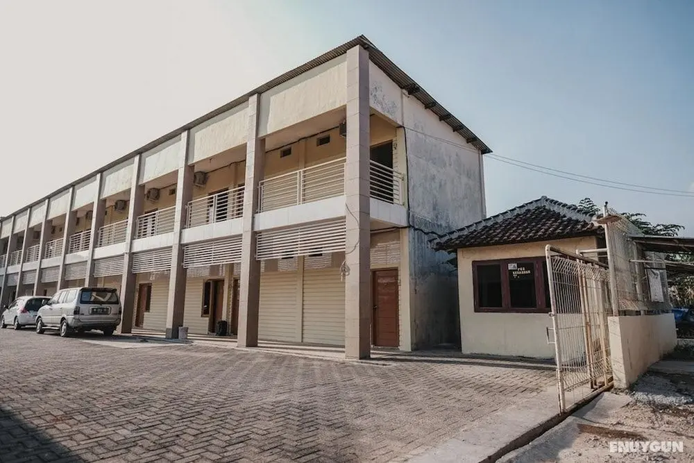 RedDoorz near RS Imanuel Lampung - Dış Mekan
