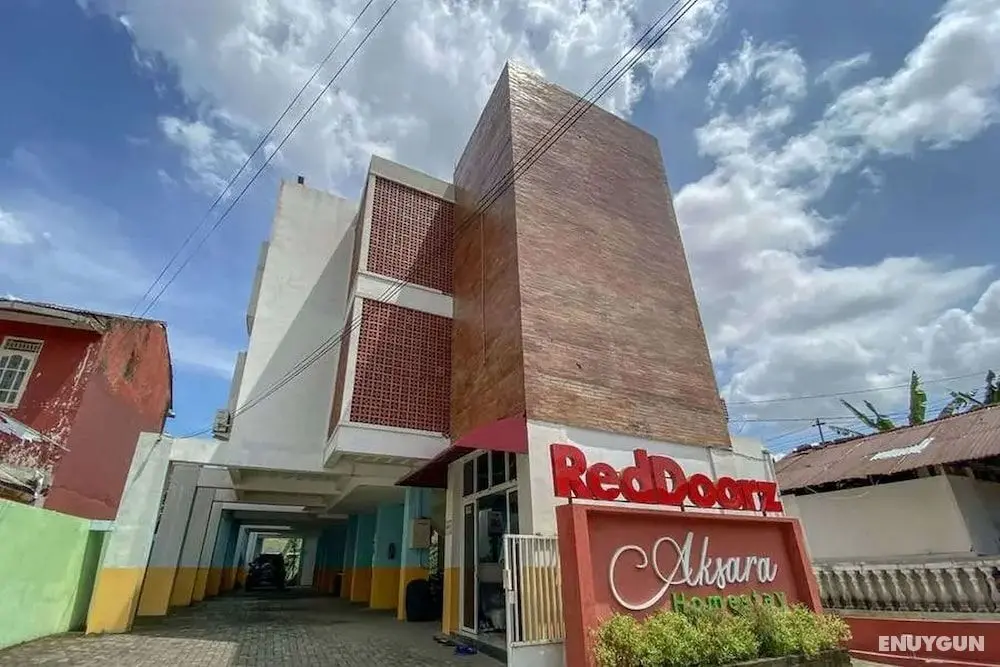 RedDoorz near RSUD Margono Purwokerto 3 - Dış Mekan