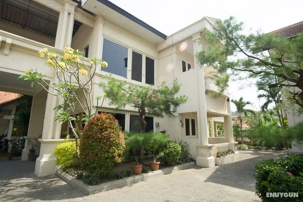 RedDoorz near Rumah Sakit Baptis Kediri - Öne Çıkan Resim