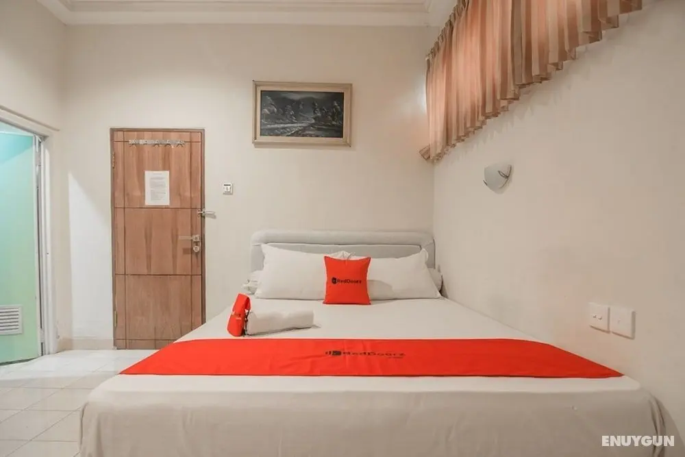 RedDoorz near Taman Bekapai 2 - Öne Çıkan Resim