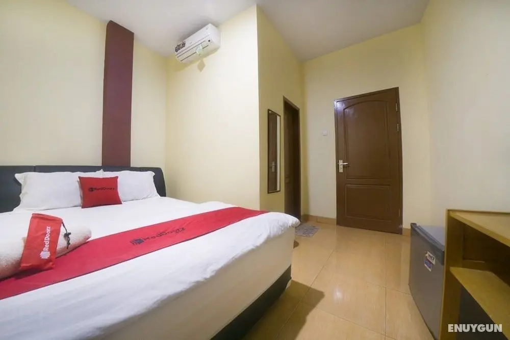 RedDoorz near TVRI Gorontalo - Öne Çıkan Resim