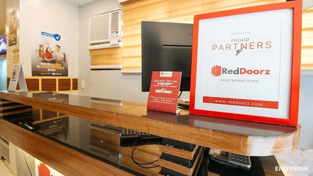 RedDoorz @ PIY Margal Sampaloc Manila - Lobi