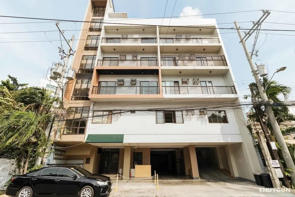 RedDoorz Plus near Capitol Commons - Dış Mekan