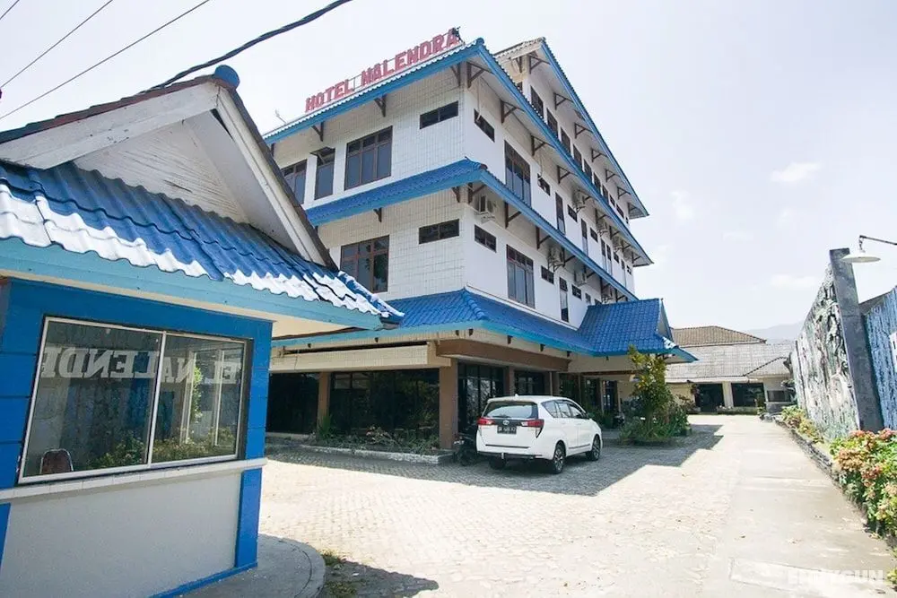 RedDoorz Plus near Pelabuhan Bitung - Öne Çıkan Resim