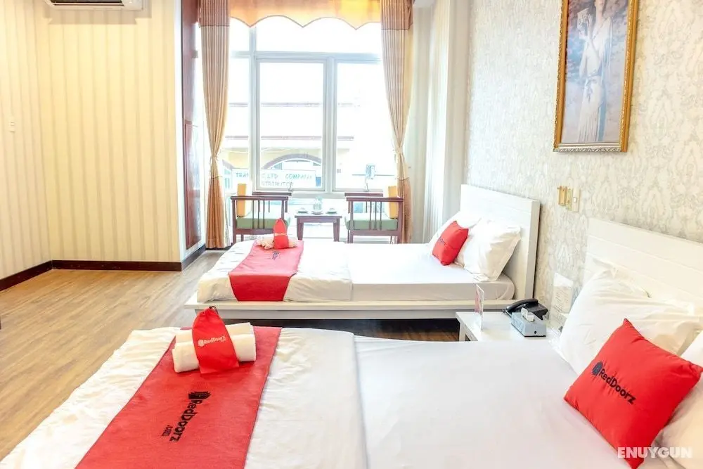 RedDoorz Plus @ Nguyen Thi Thap Street - Öne Çıkan Resim