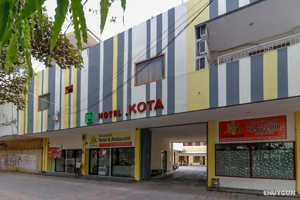 RedDoorz Plus @ Slamet Riyadi - Dış Mekan