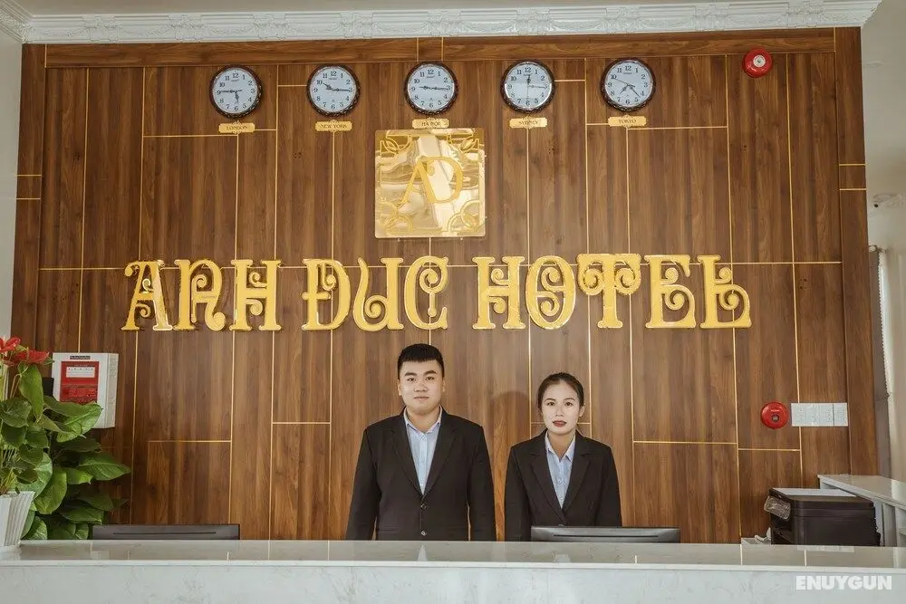 RedDoorz Premium Anh Duc Da Lat Hotel - Lobi