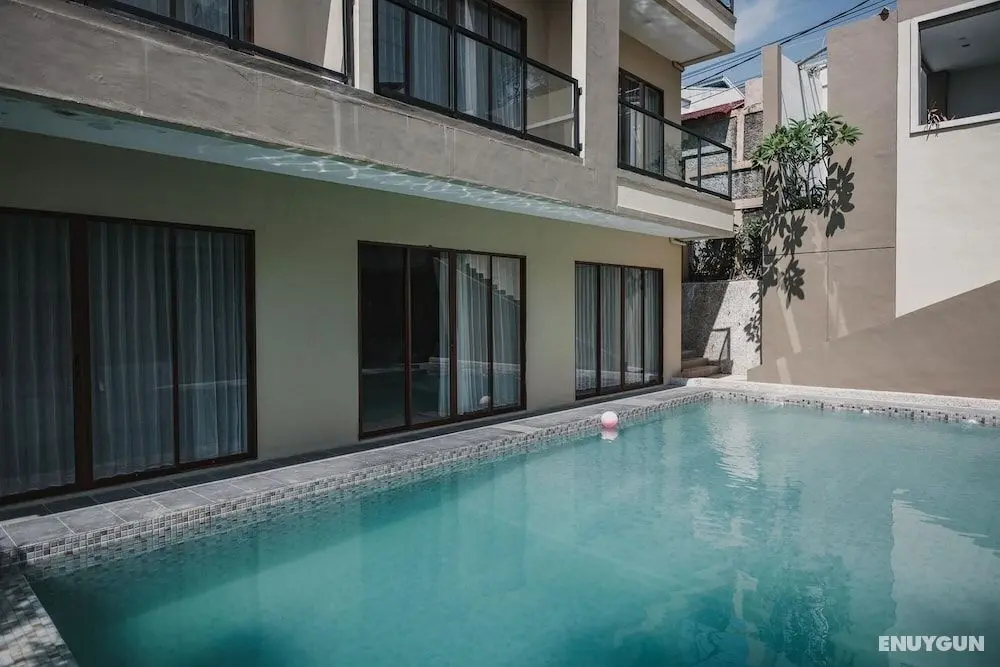 Reddoorz Premium @ Permata Baloi Green - Havuz