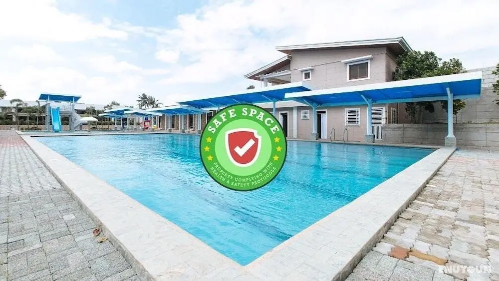 RedDoorz Premium @ Trece Indang Road - Öne Çıkan Resim