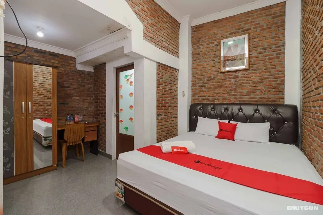 RedDoorz Syariah near Jalan Asahan Pematang Sianta - Öne Çıkan Resim
