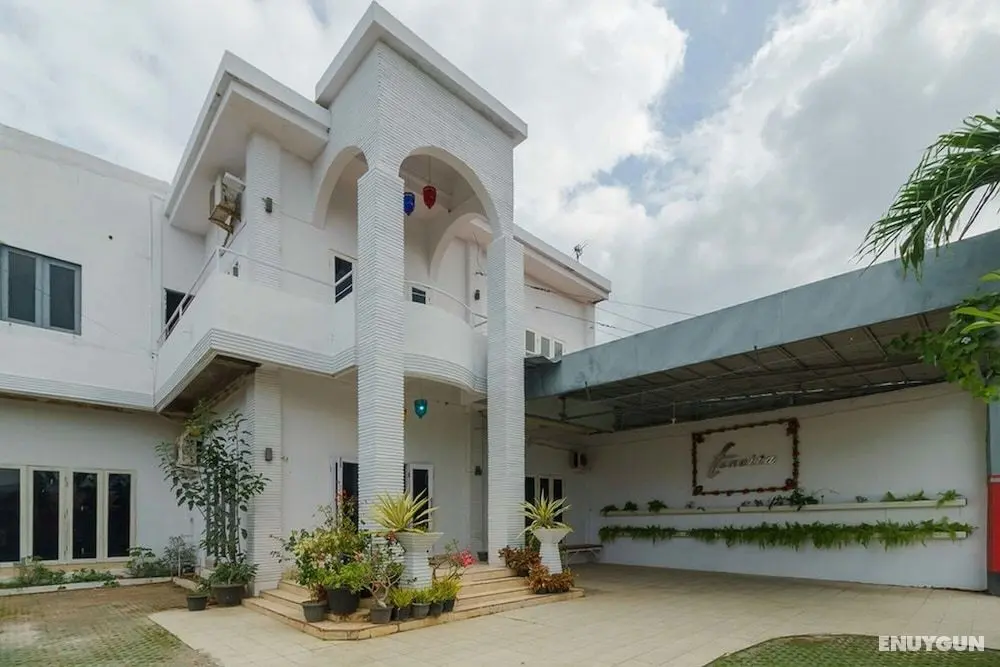 RedDoorz Syariah near Museum Tsunami Aceh 2 - Öne Çıkan Resim