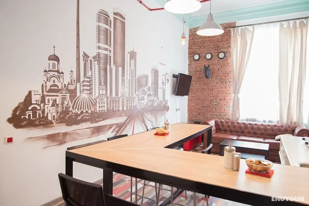 RedLine hostel - Öne Çıkan Resim