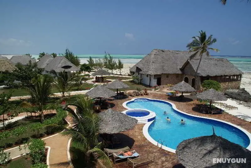 Reef & Beach Resort - Genel