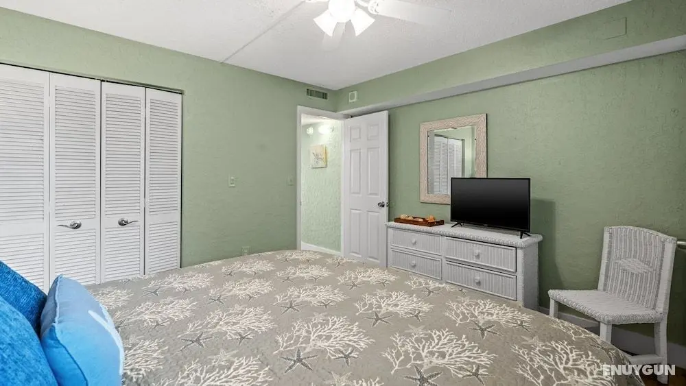 Regency Towers 304 - Oda