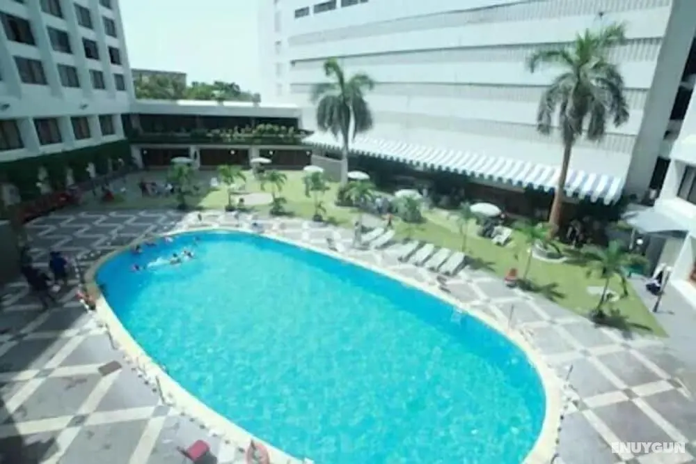 Regent Plaza Hotel & Convention Centre - Öne Çıkan Resim