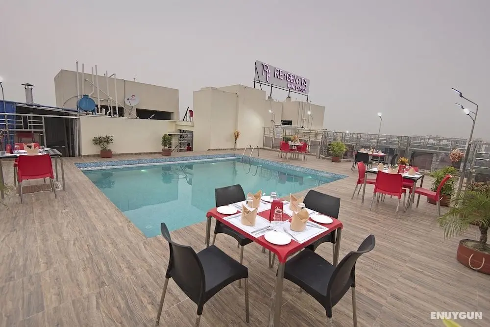 Regenta Inn Larica - Havuz