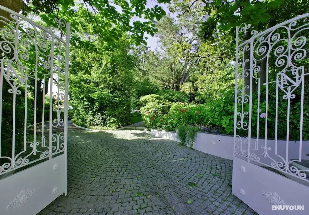 Relais & Châteaux Hôtel Parc Victoria - Dış Mekan