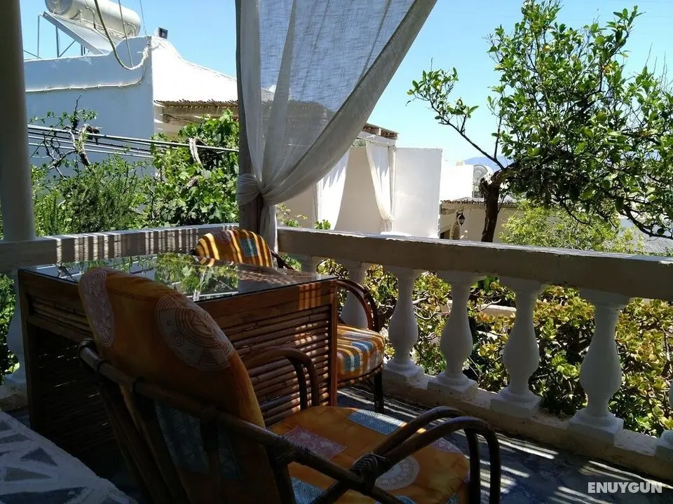 Relaxing Studio With Veranda n Garden - Öne Çıkan Resim