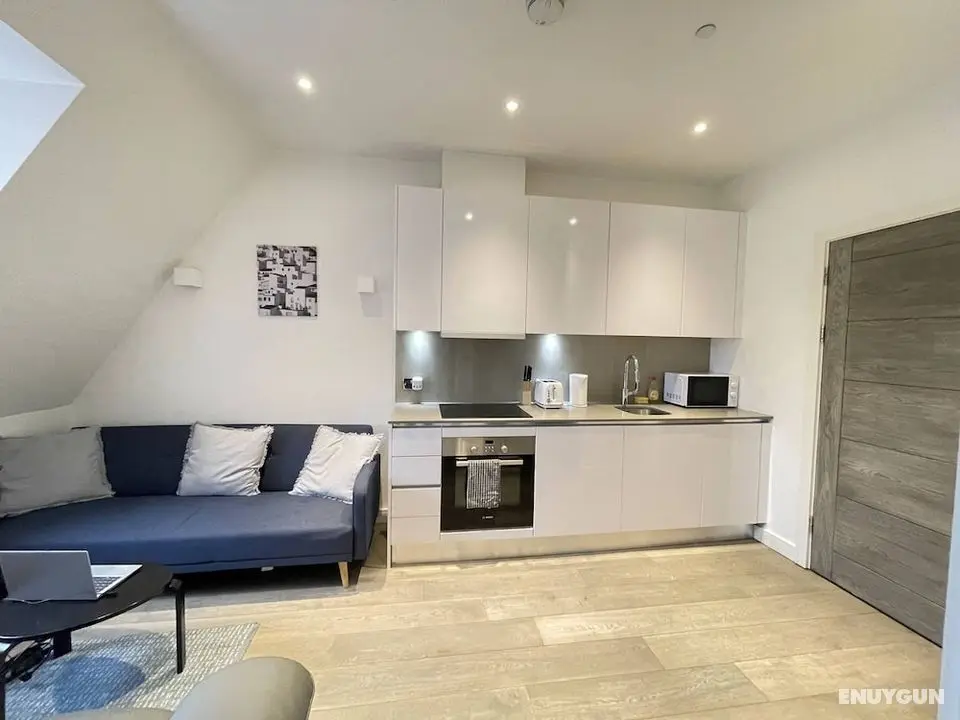 Remarkable 1-bed Apartment in Slough - Öne Çıkan Resim